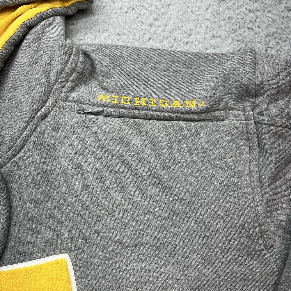 Nike Michigan Wolverines Center Swoosh Hoodie Mens M Y2K Gray Yellow Embroidered - Picture 6 of 12